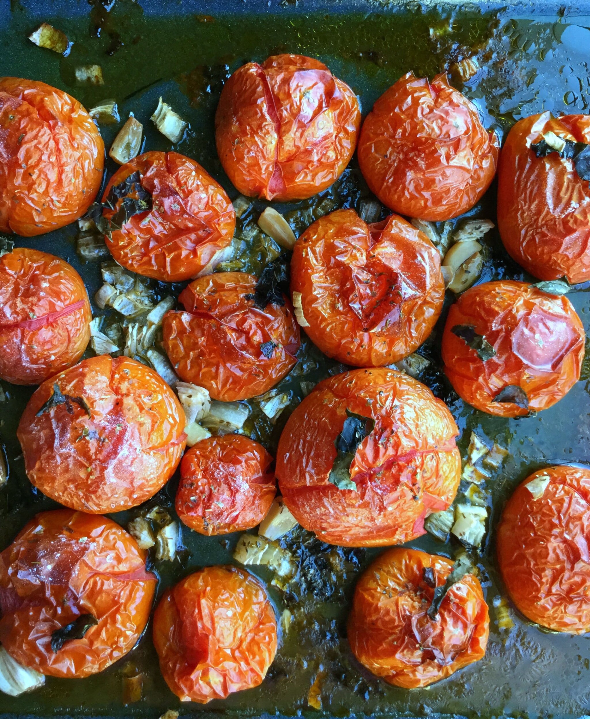 Roasted tomatoes. The ultimate signature roasted tomatoes sauce, flavorful in taste and rich in consistency. 
